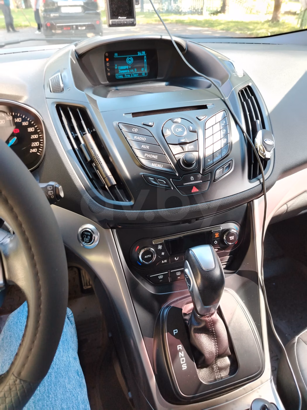 Ford Kuga фото 20