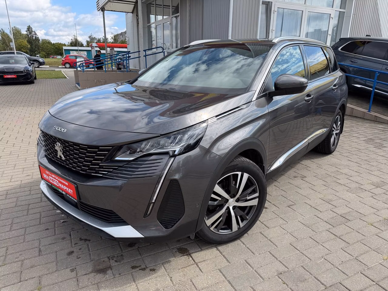 Peugeot 5008