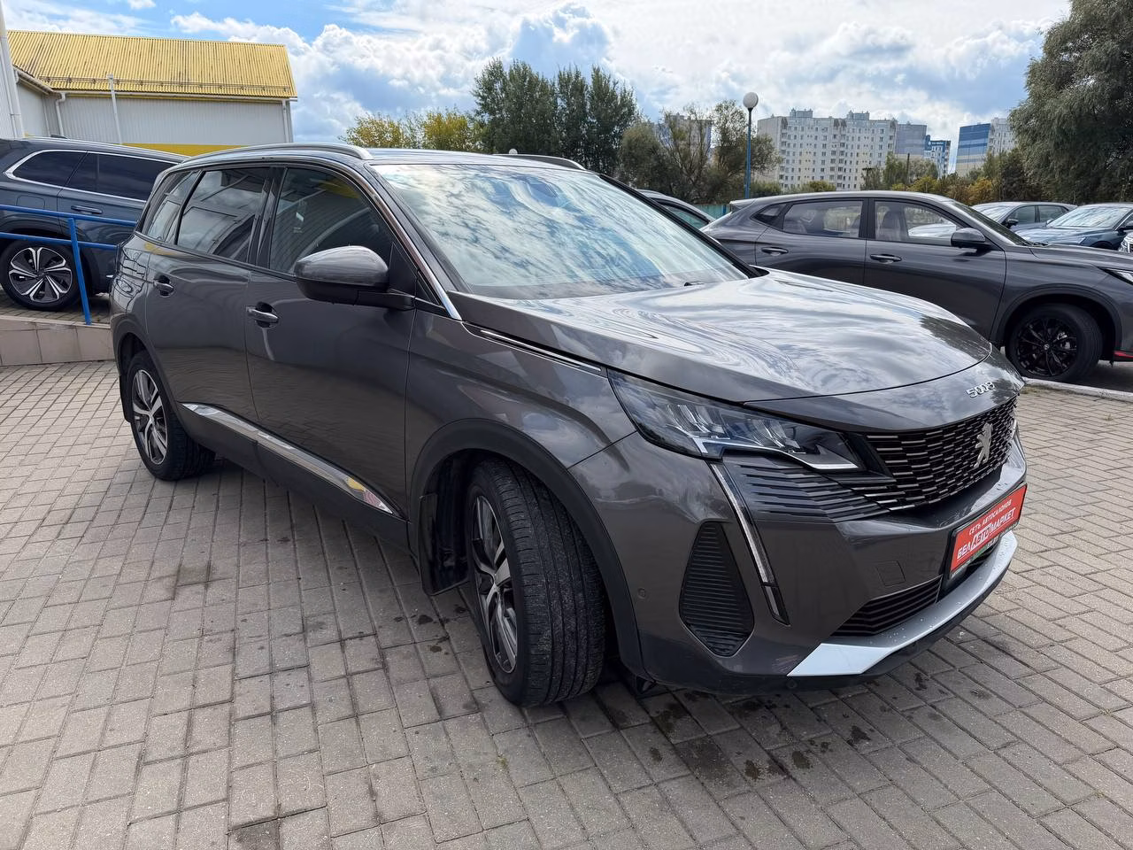 Peugeot 5008 фото 5