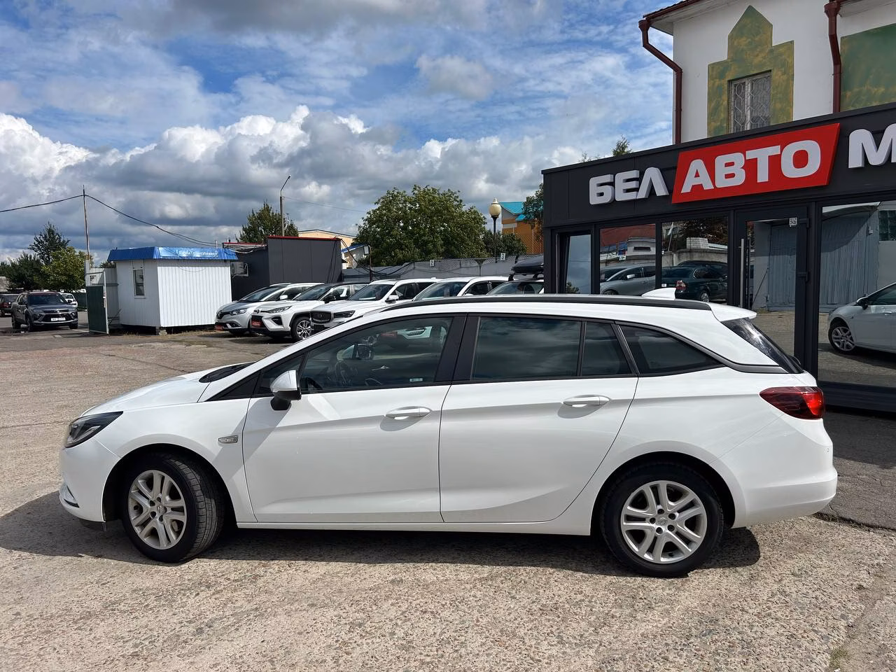 Opel Astra фото 8