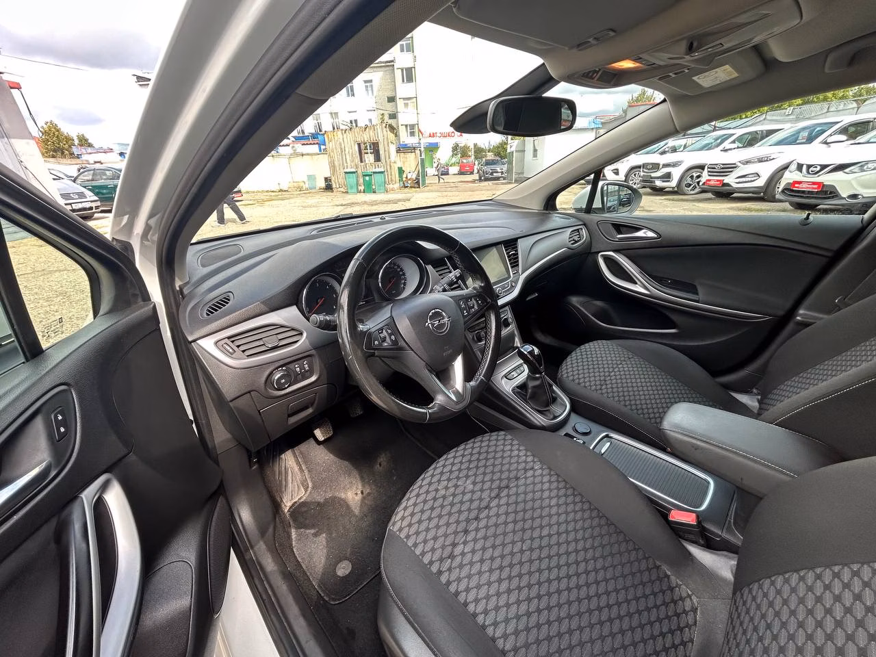Opel Astra фото 9