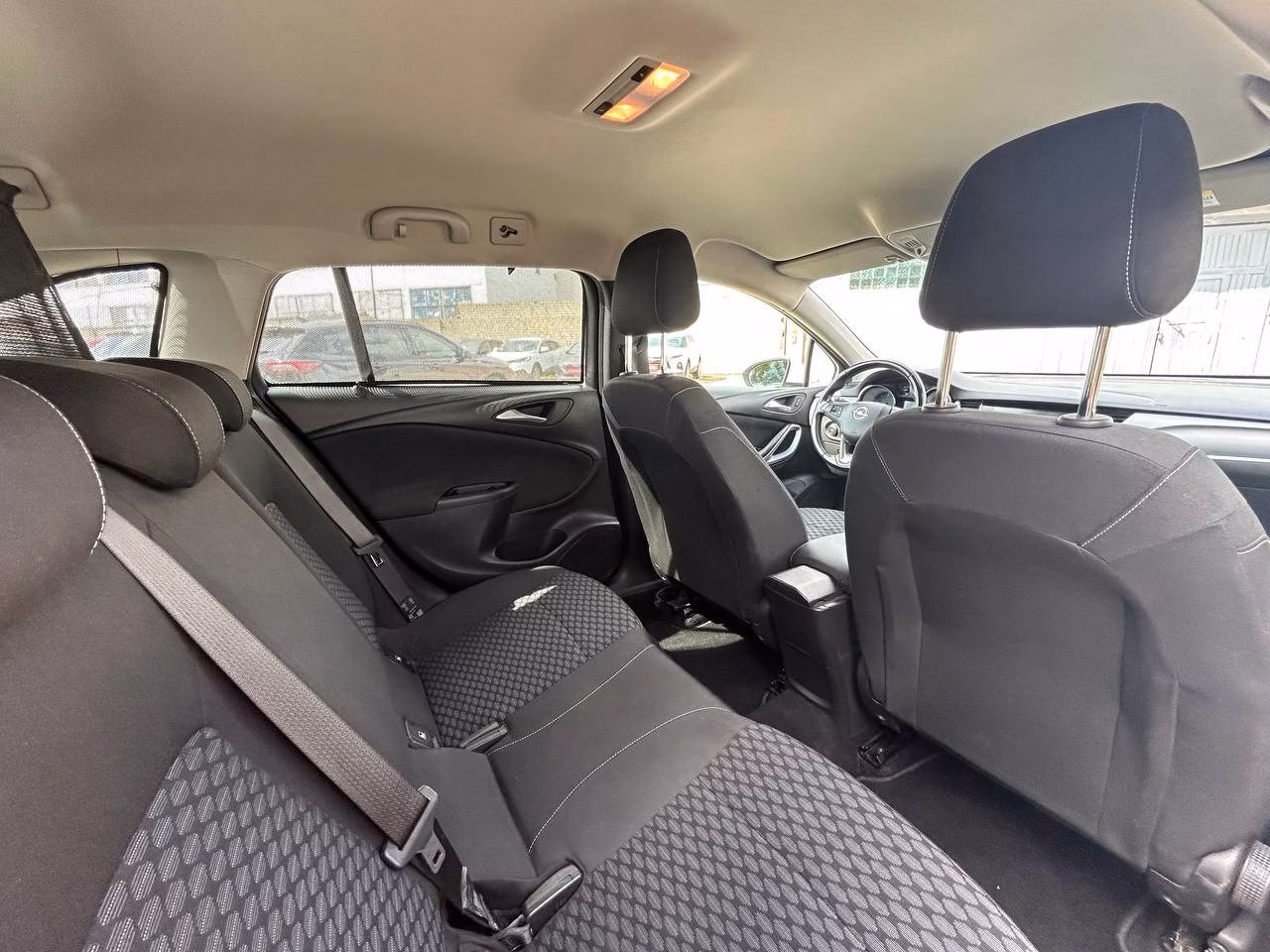 Opel Astra фото 13