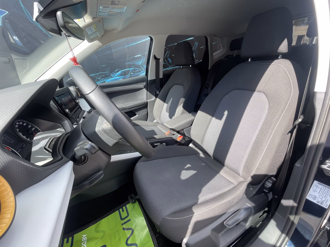 SEAT Arona фото 9