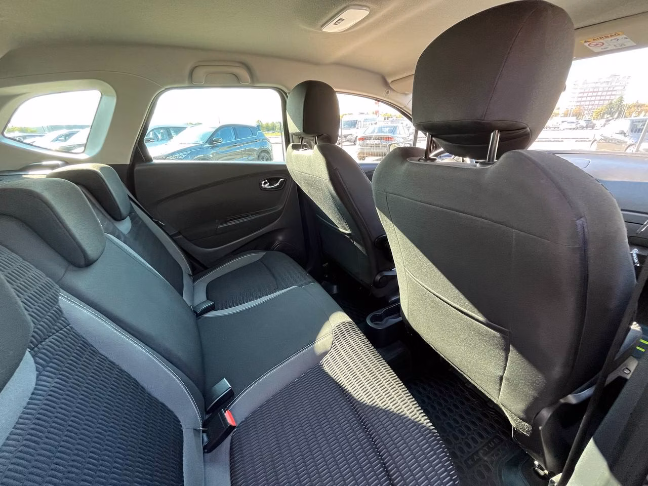 Renault Kaptur фото 11