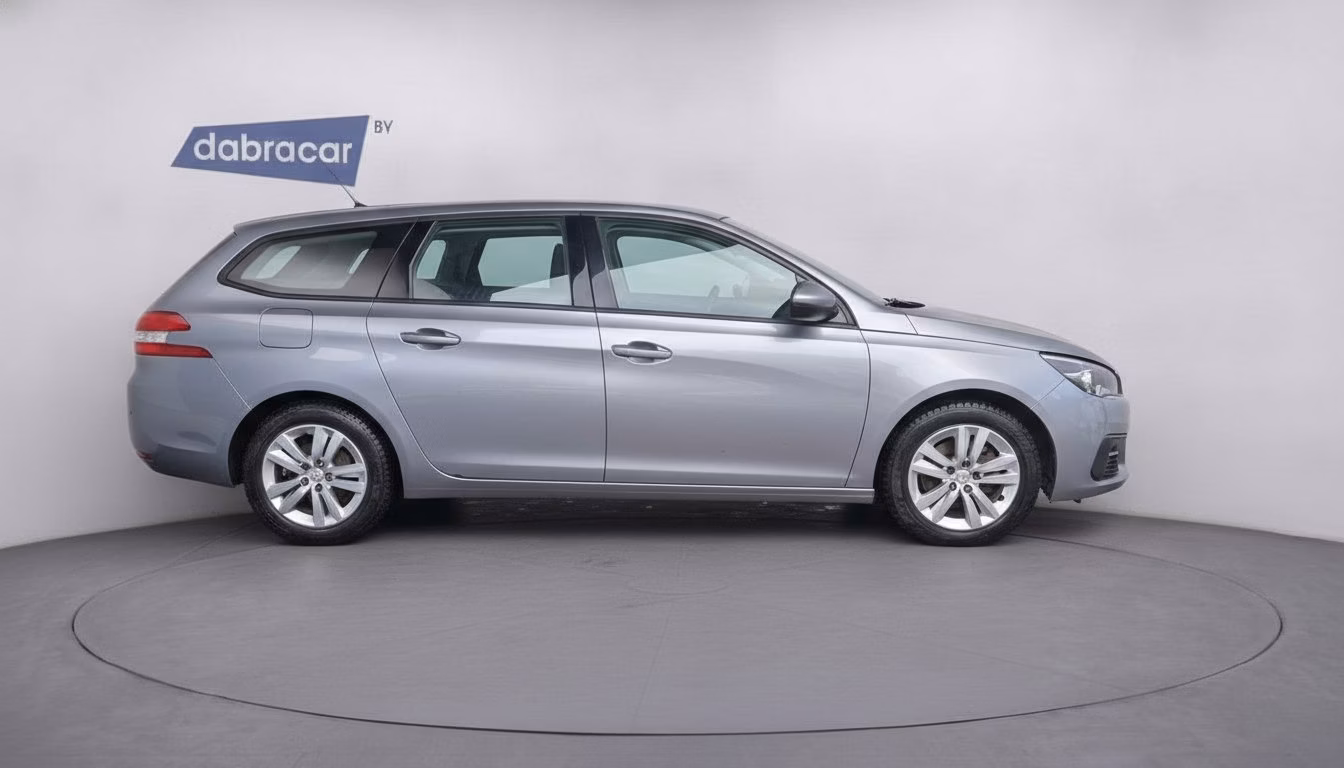 Peugeot 308 фото 4