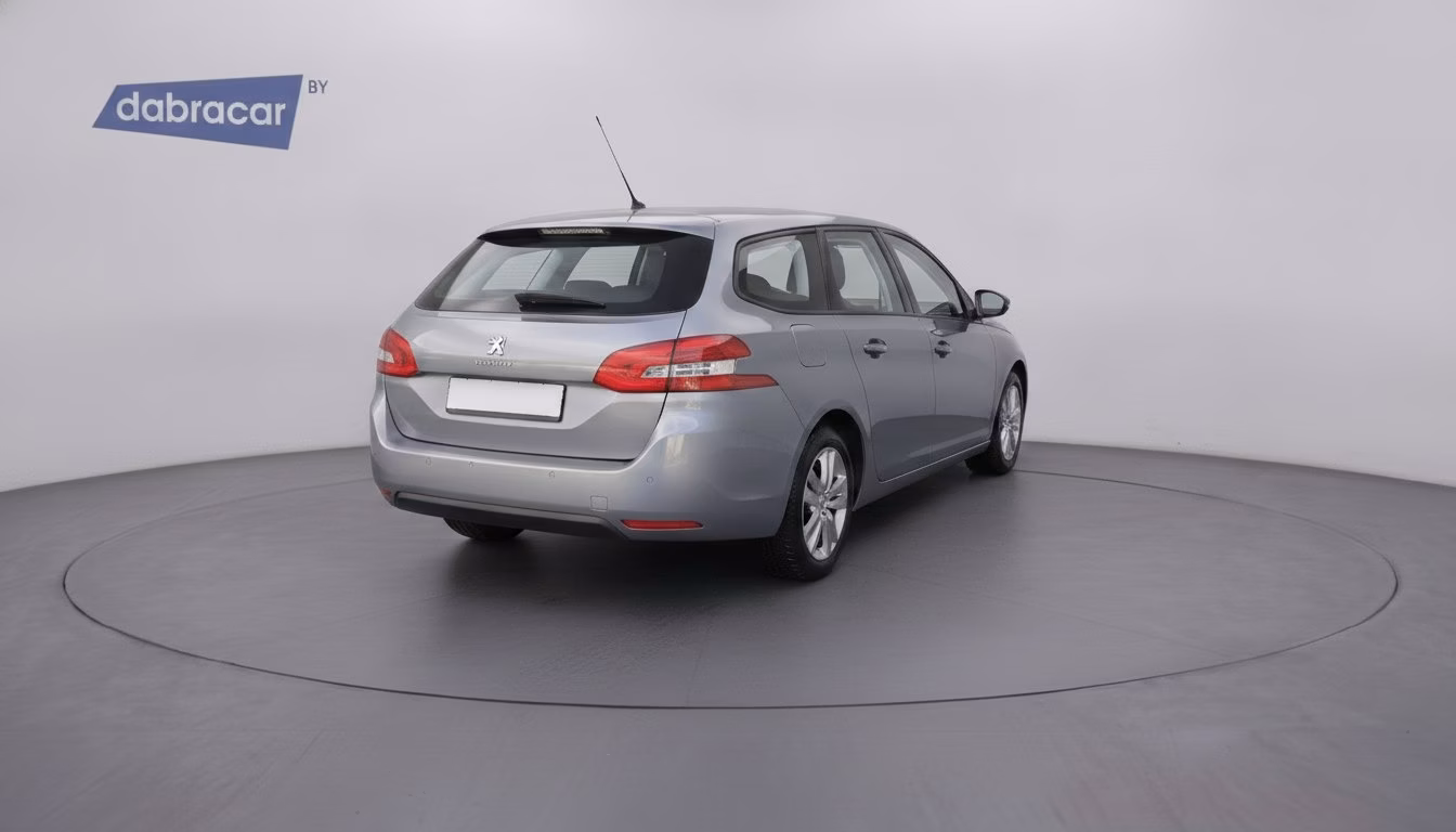 Peugeot 308 фото 5