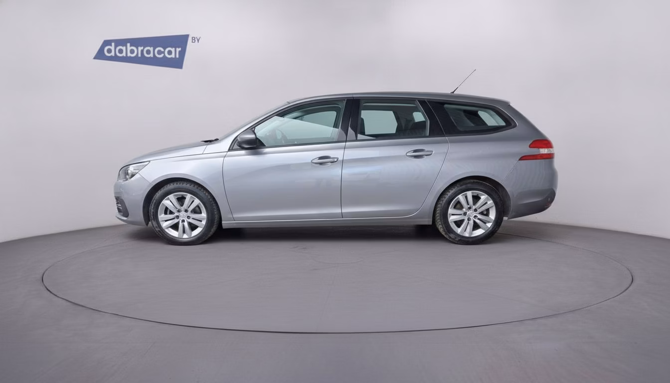 Peugeot 308 фото 8