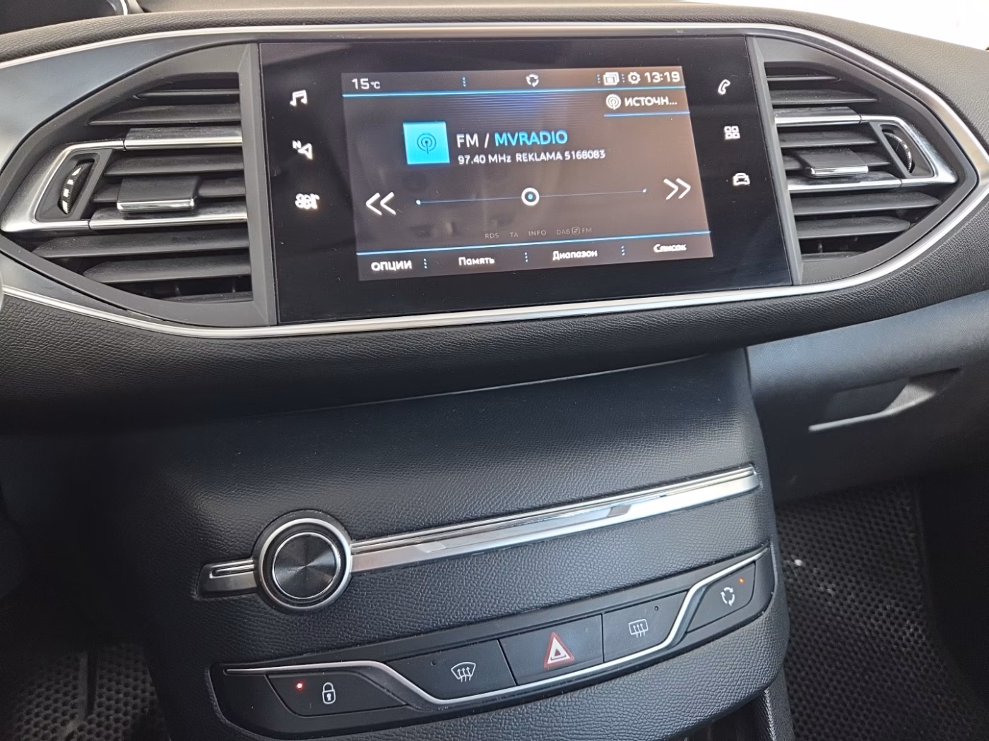 Peugeot 308 фото 19