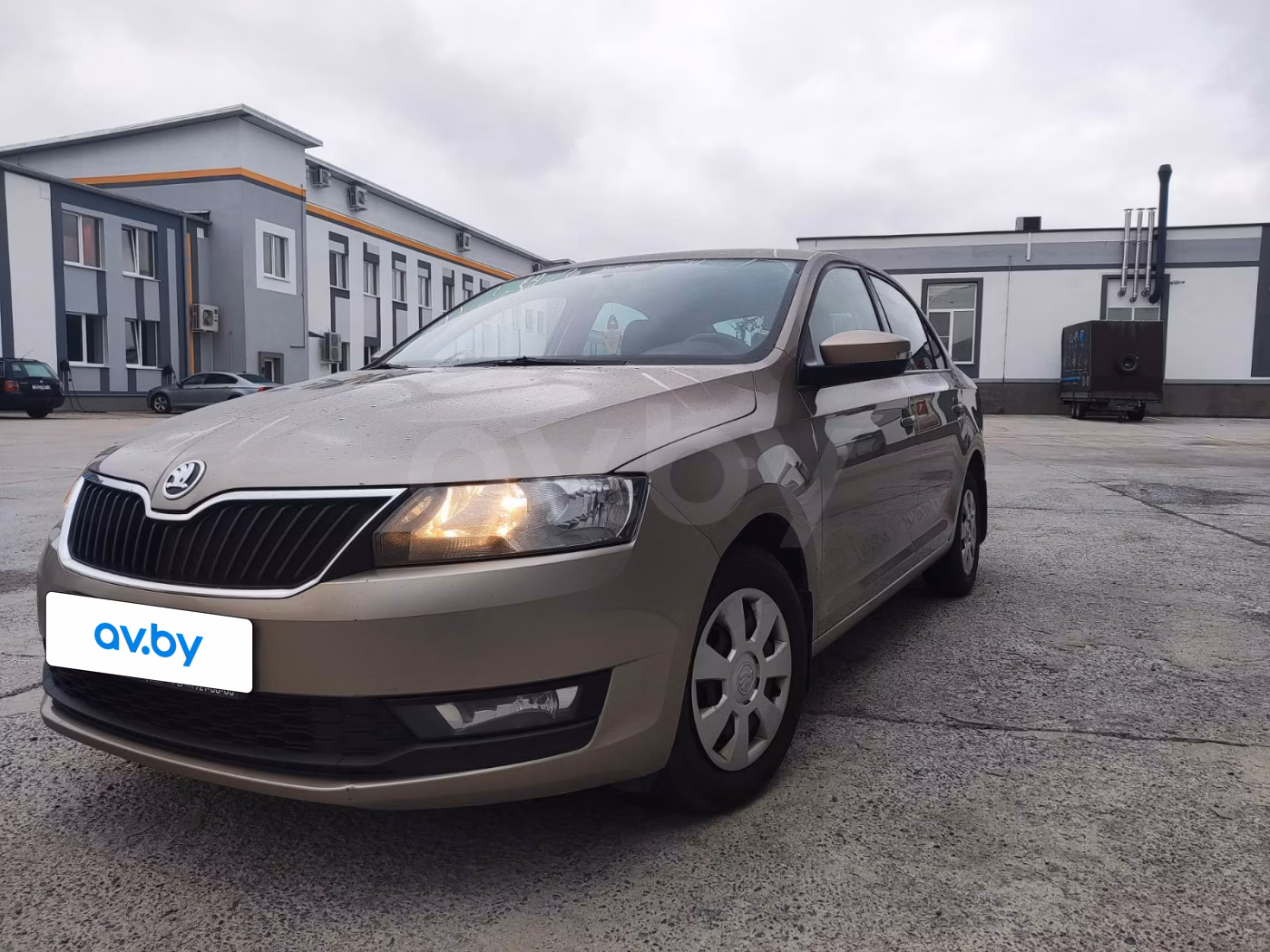Skoda Rapid фото 13