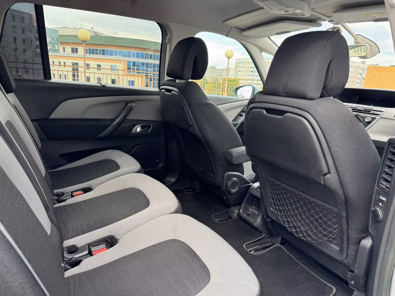Citroen C4 Picasso фото 10