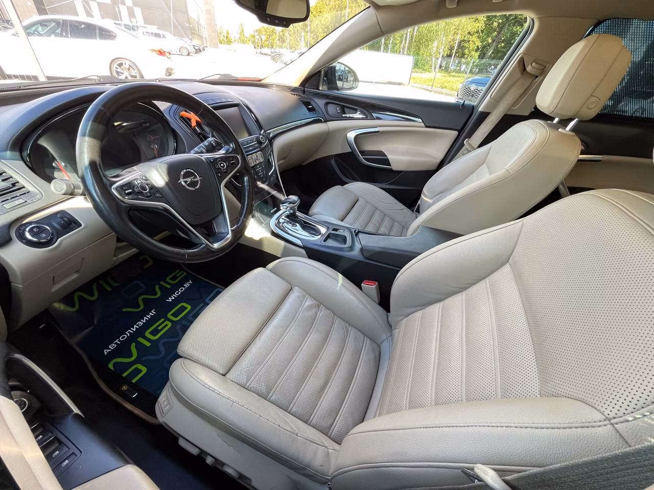Opel Insignia фото 9