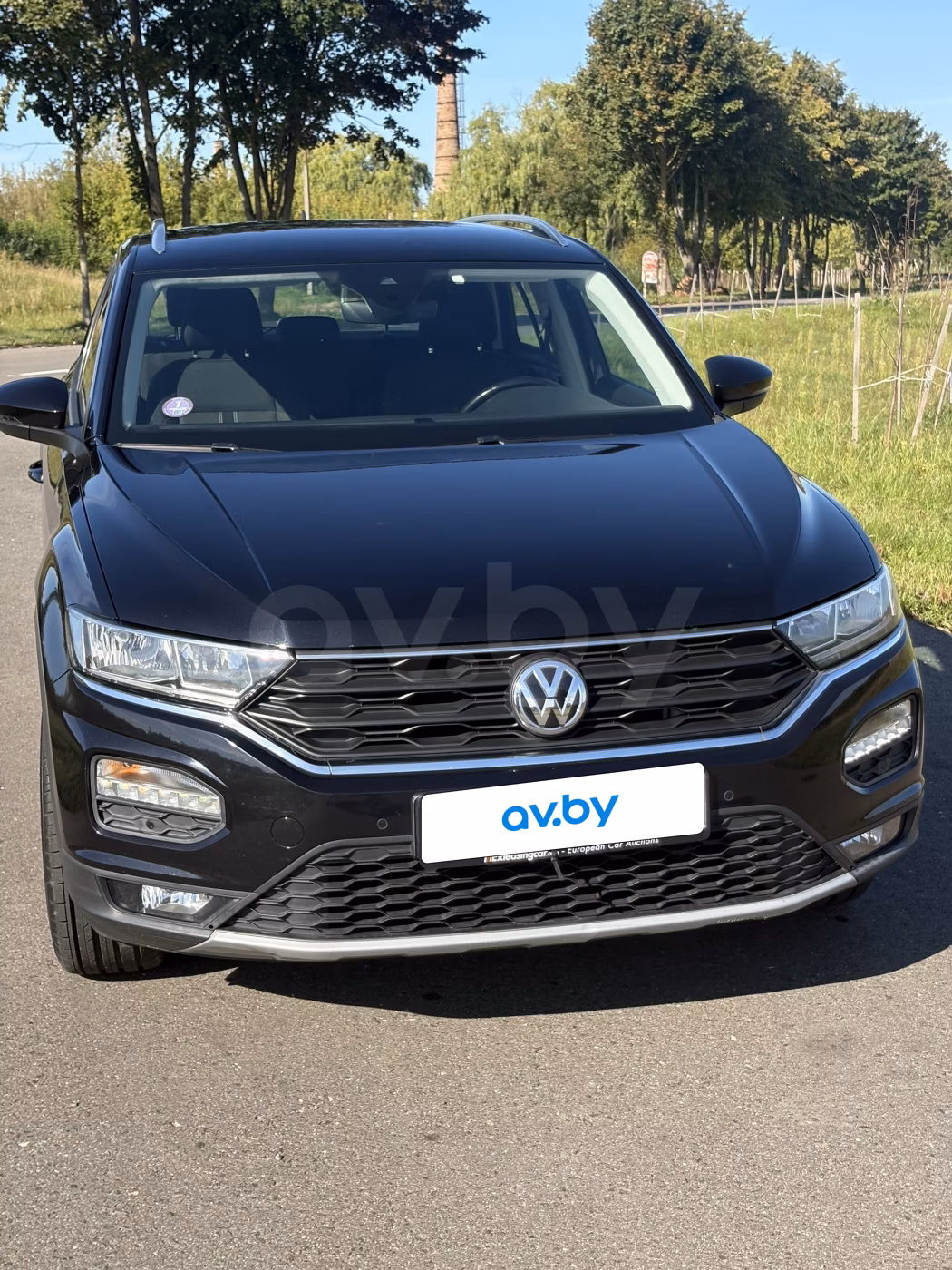 Volkswagen T-Roc фото 3