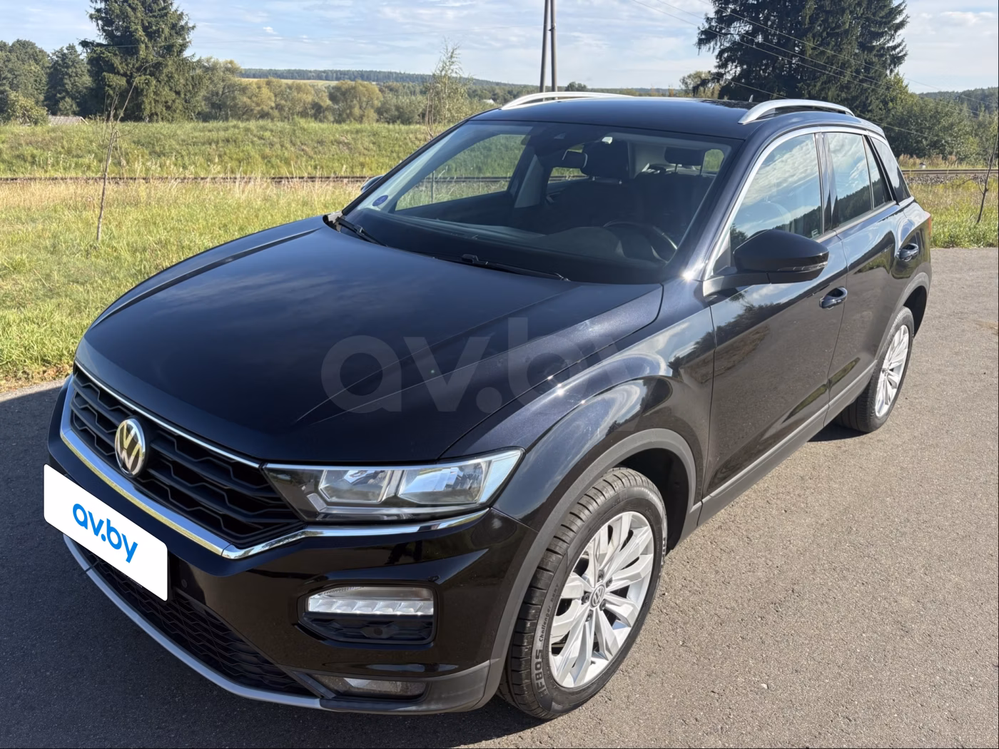 Volkswagen T-Roc фото 4