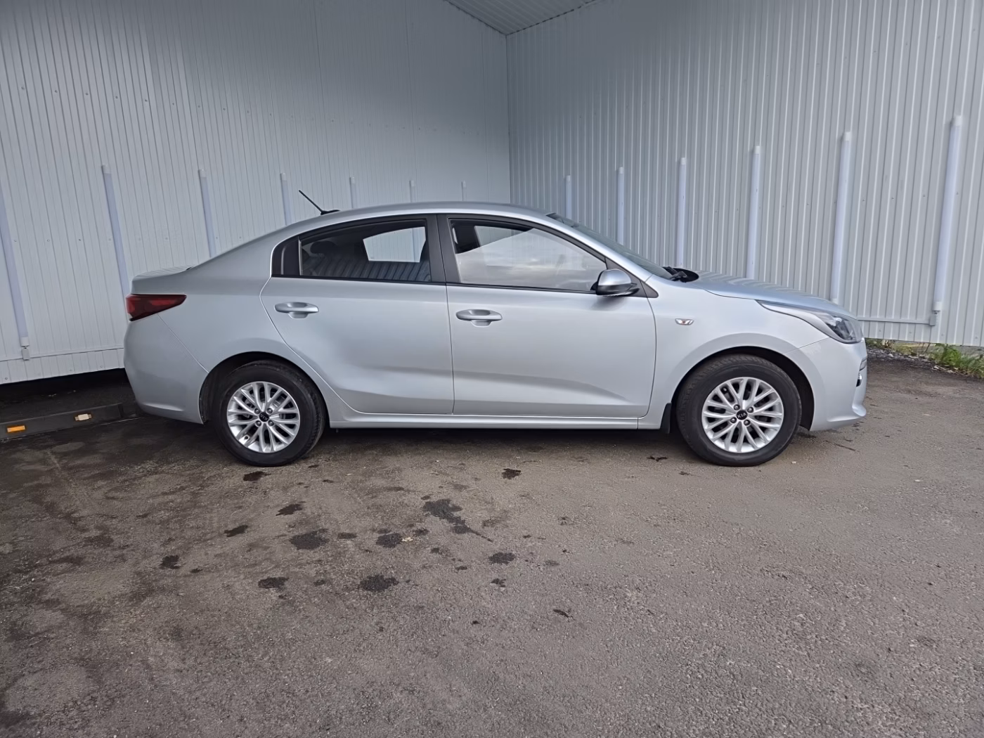 Kia Rio фото 4