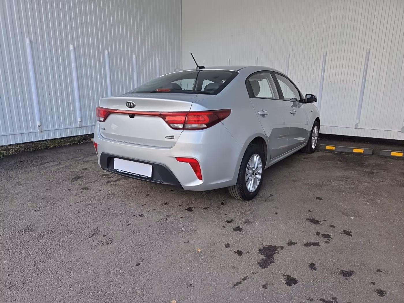 Kia Rio фото 5