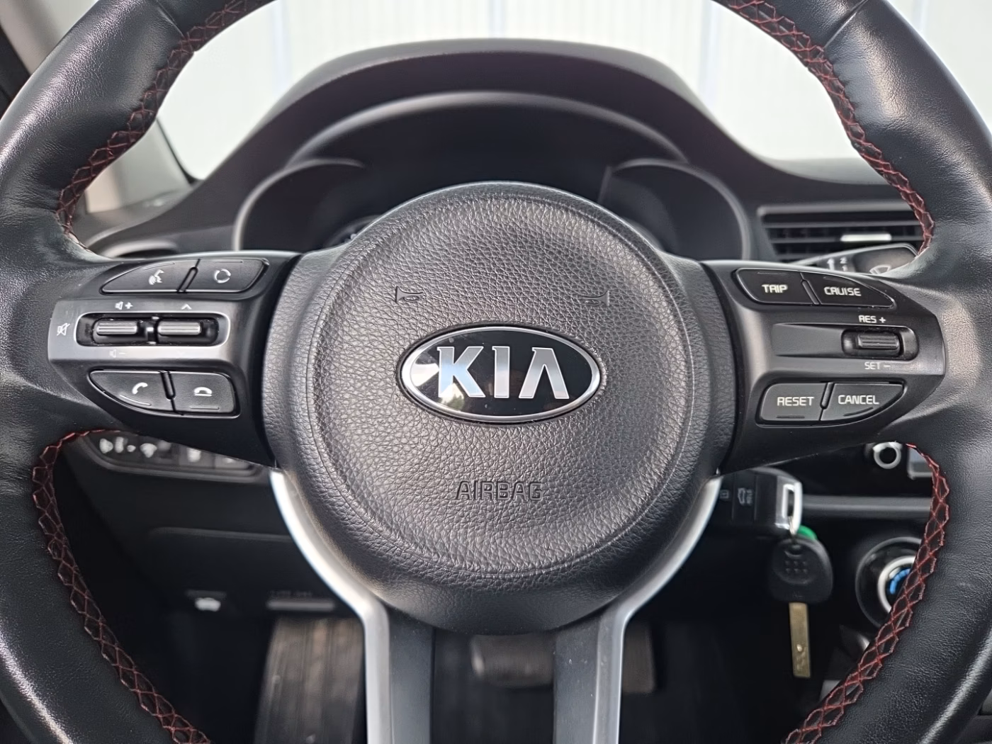 Kia Rio фото 19