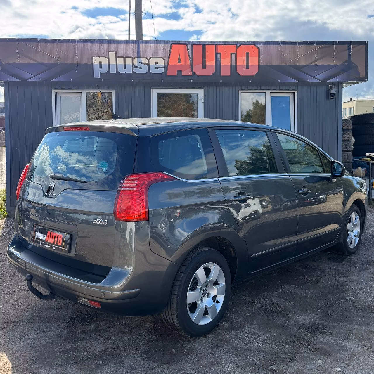 Peugeot 5008 фото 5