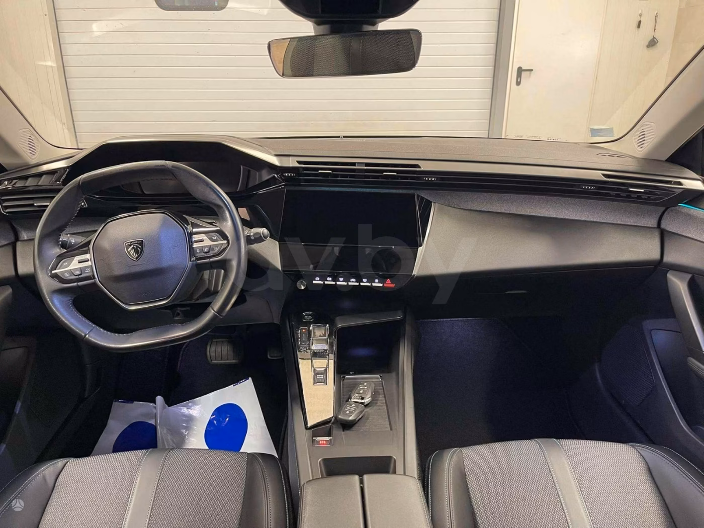 Peugeot 308 фото 7