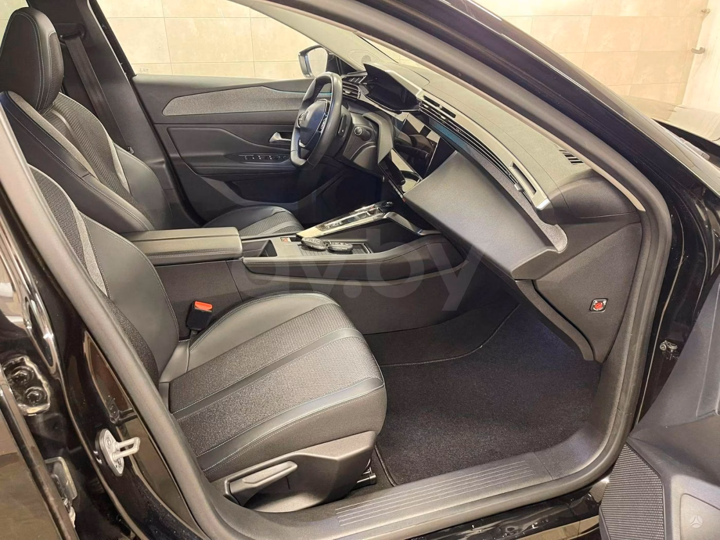 Peugeot 308 фото 10