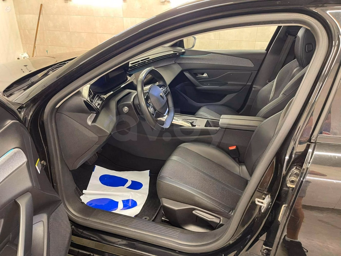 Peugeot 308 фото 12