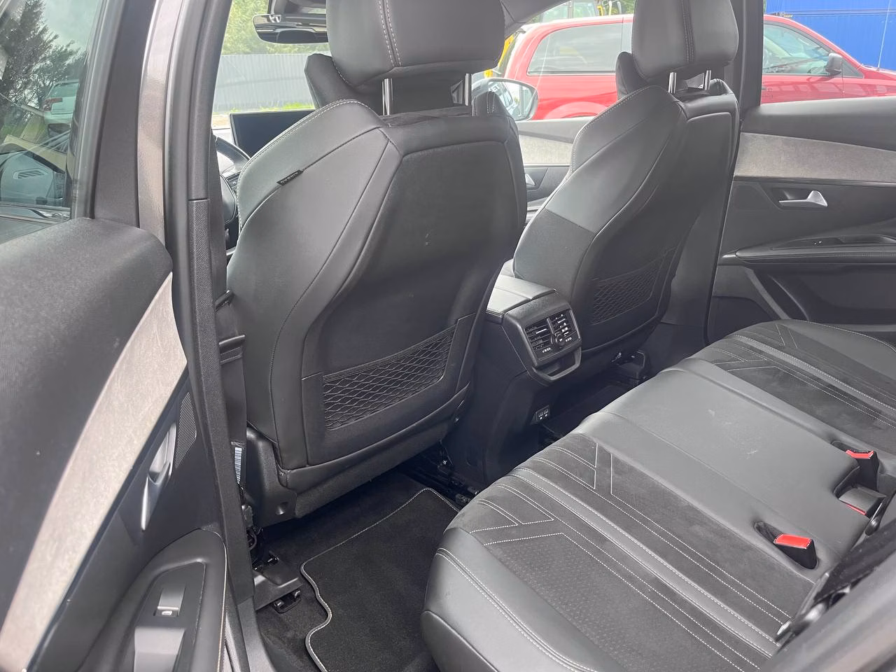 Peugeot 3008 фото 10