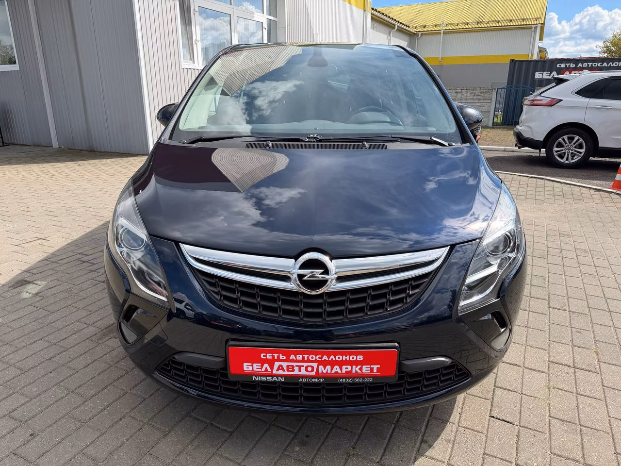Opel Zafira фото 4