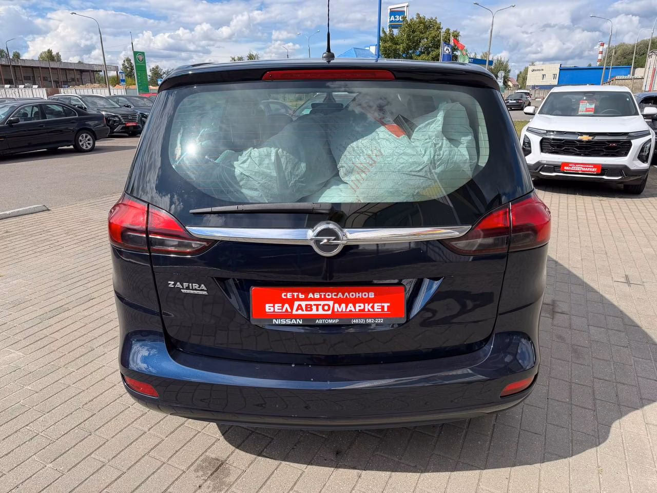 Opel Zafira фото 7