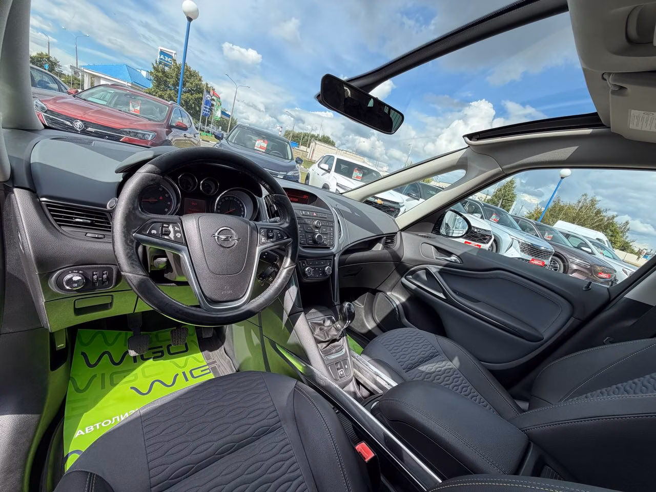 Opel Zafira фото 16