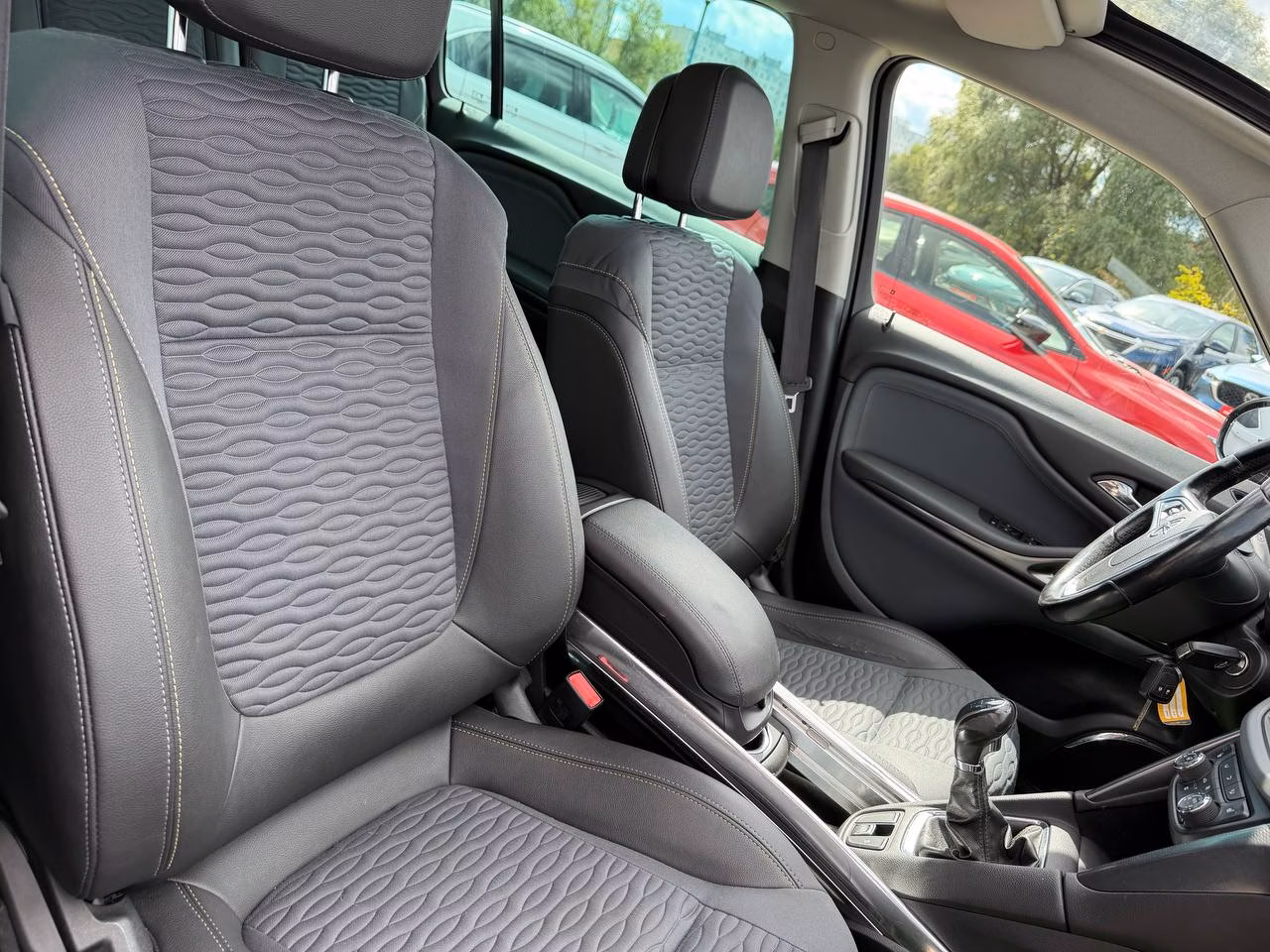 Opel Zafira фото 19