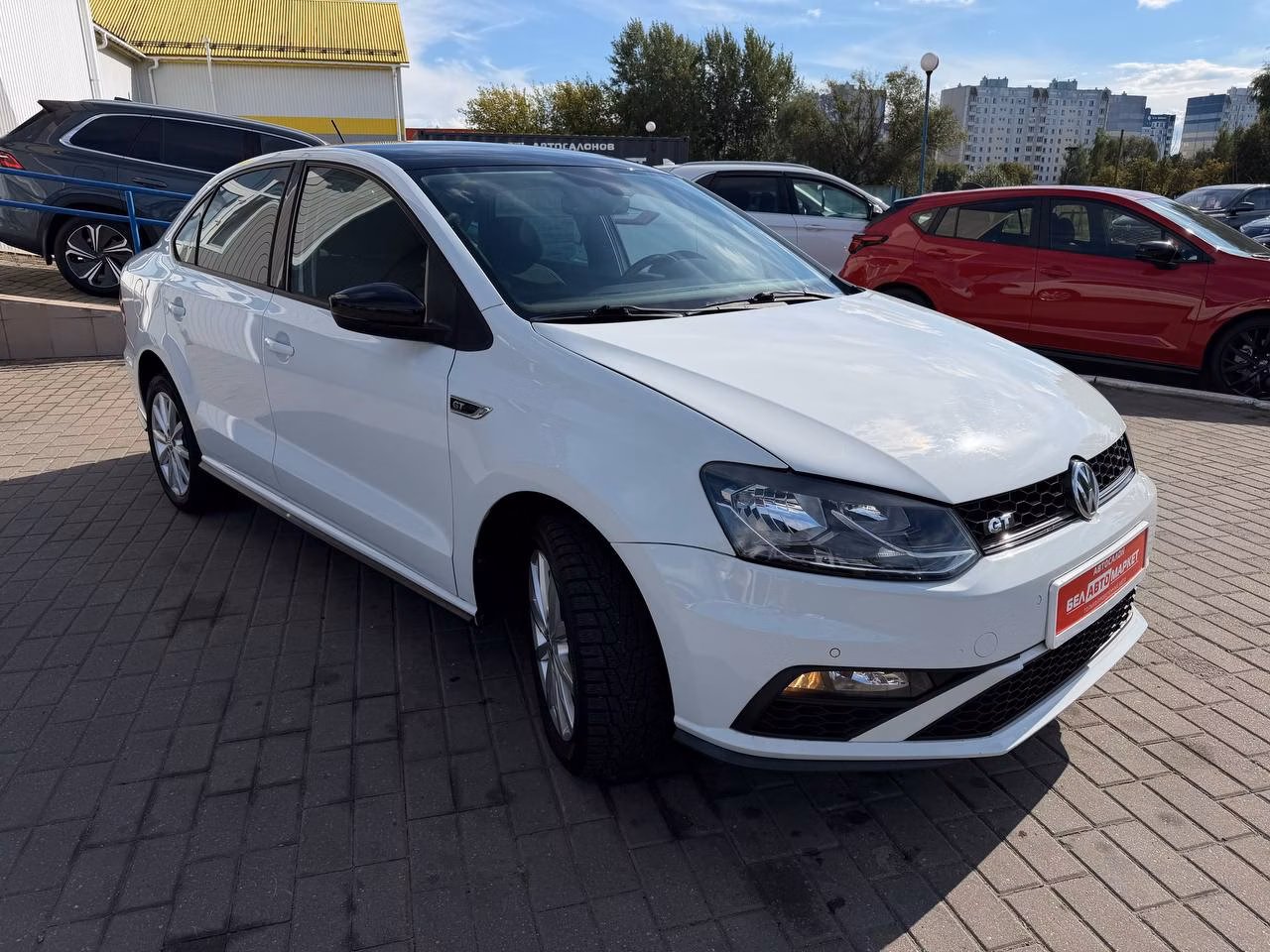 Volkswagen Polo Sedan фото 5