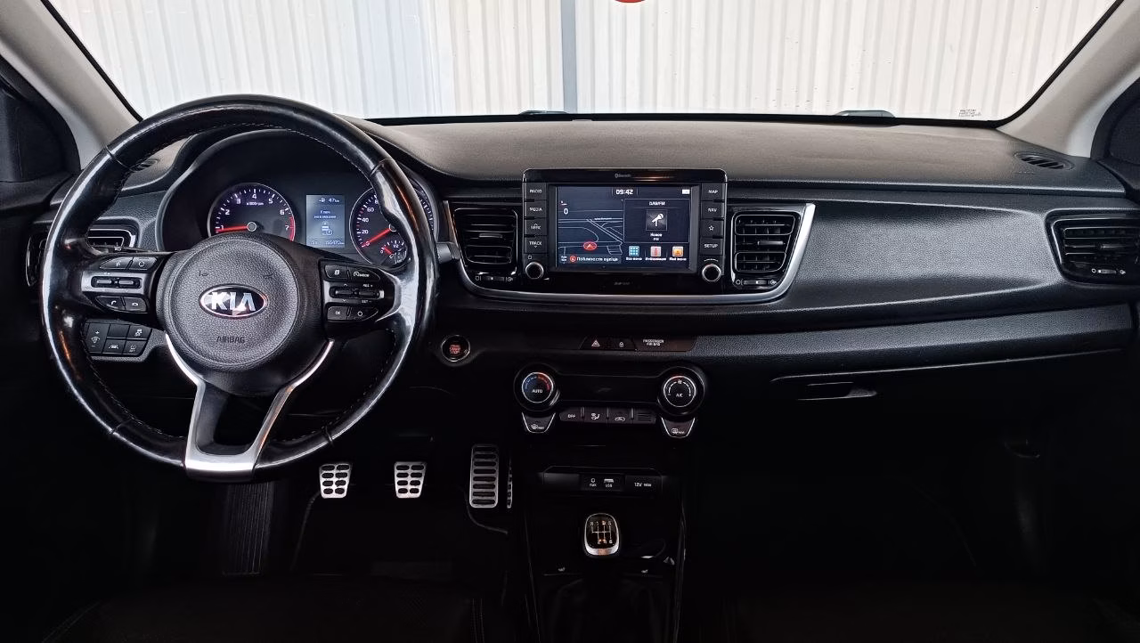 Kia Rio фото 9