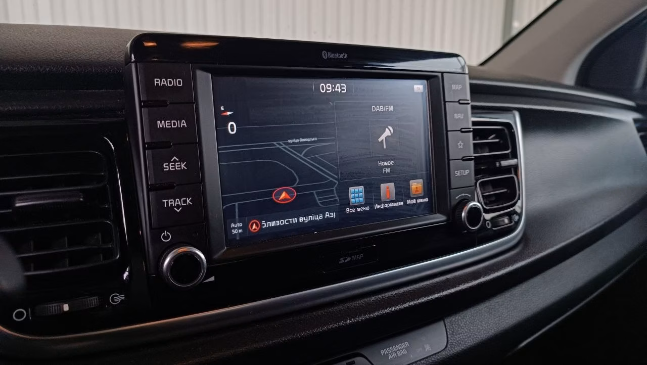 Kia Rio фото 17