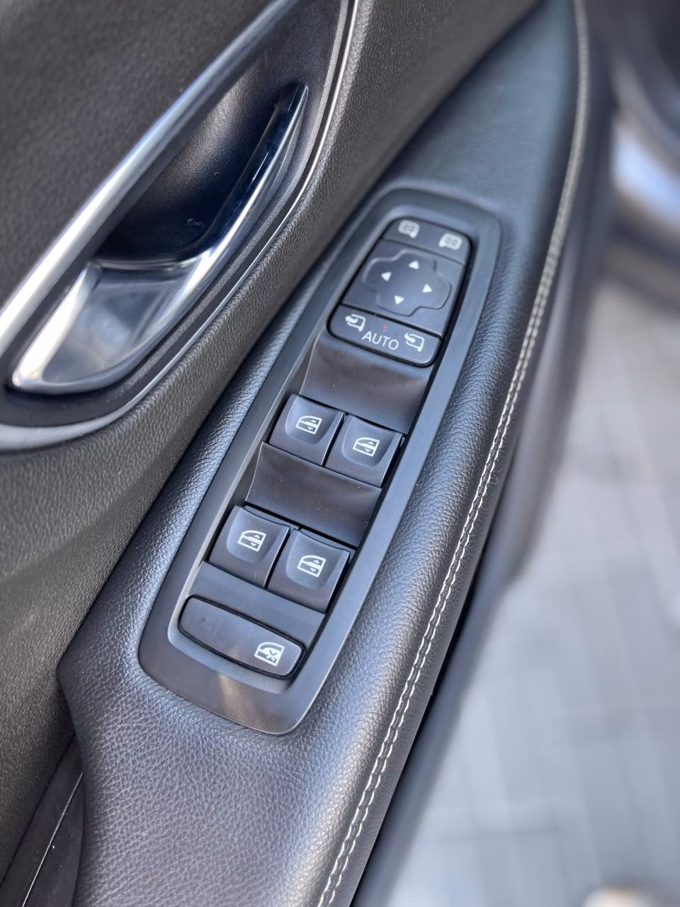 Renault Grand Scenic фото 15