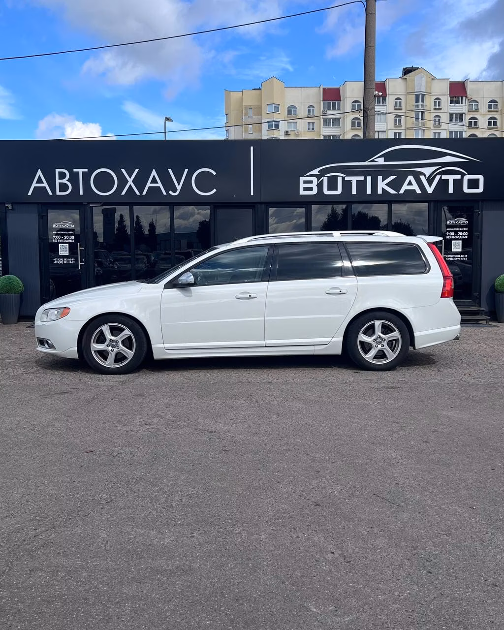 Volvo V70 фото 8