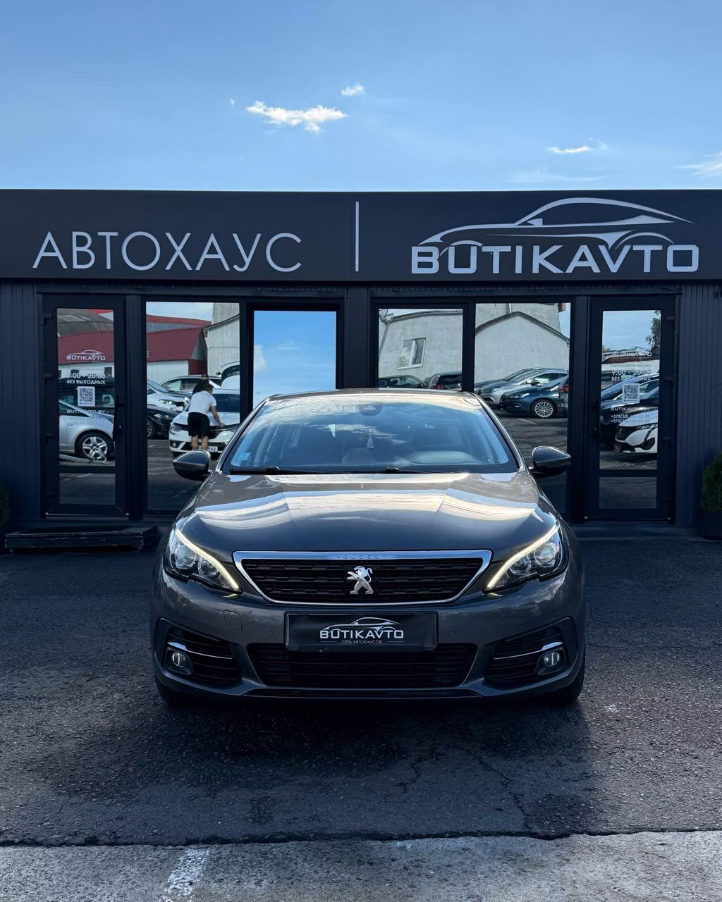 Peugeot 308 фото 2