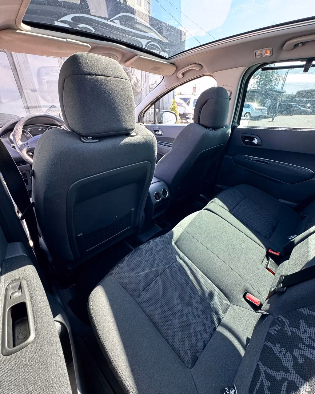 Peugeot 3008 фото 10