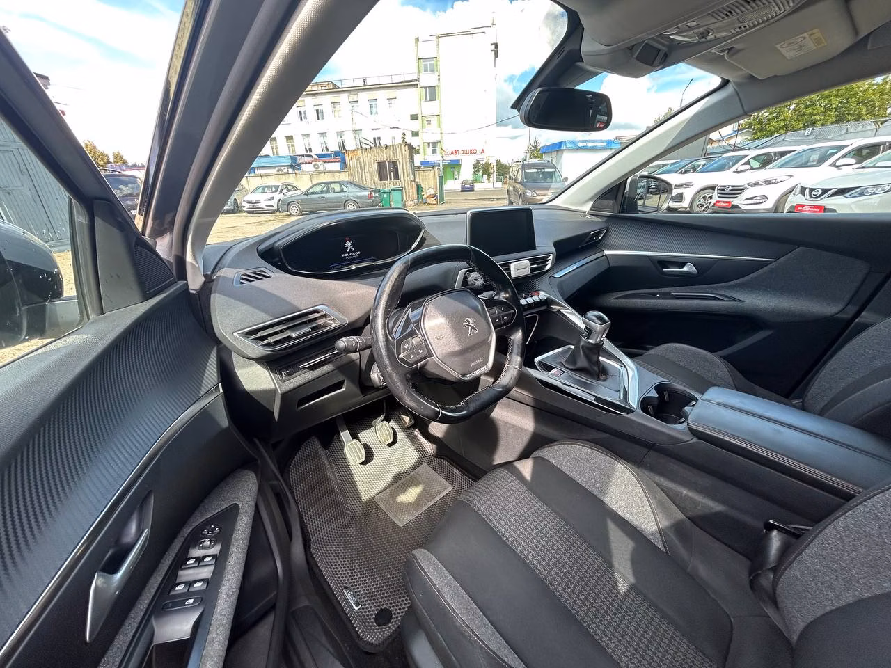 Peugeot 3008 фото 9