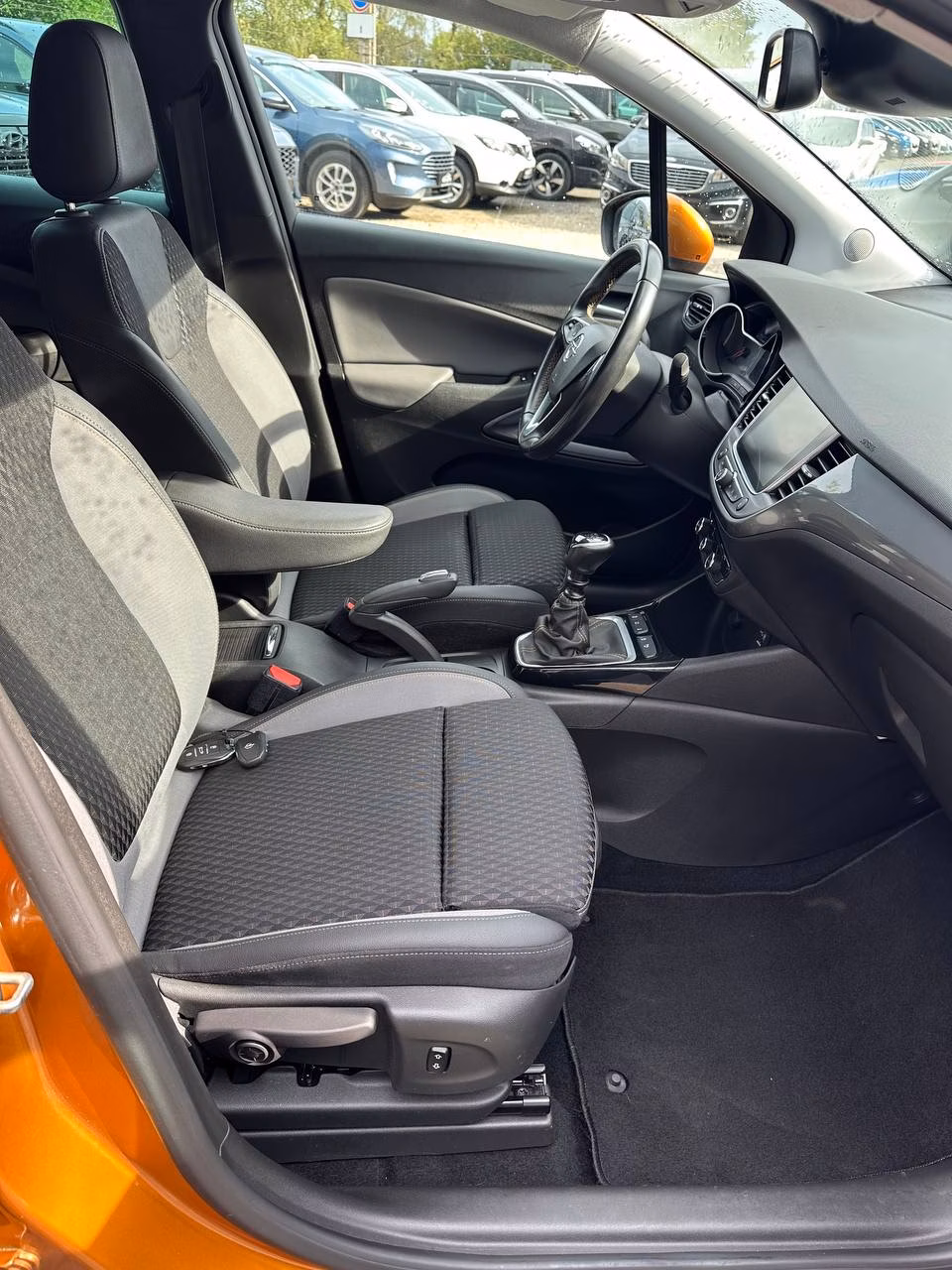 Opel Crossland X фото 10
