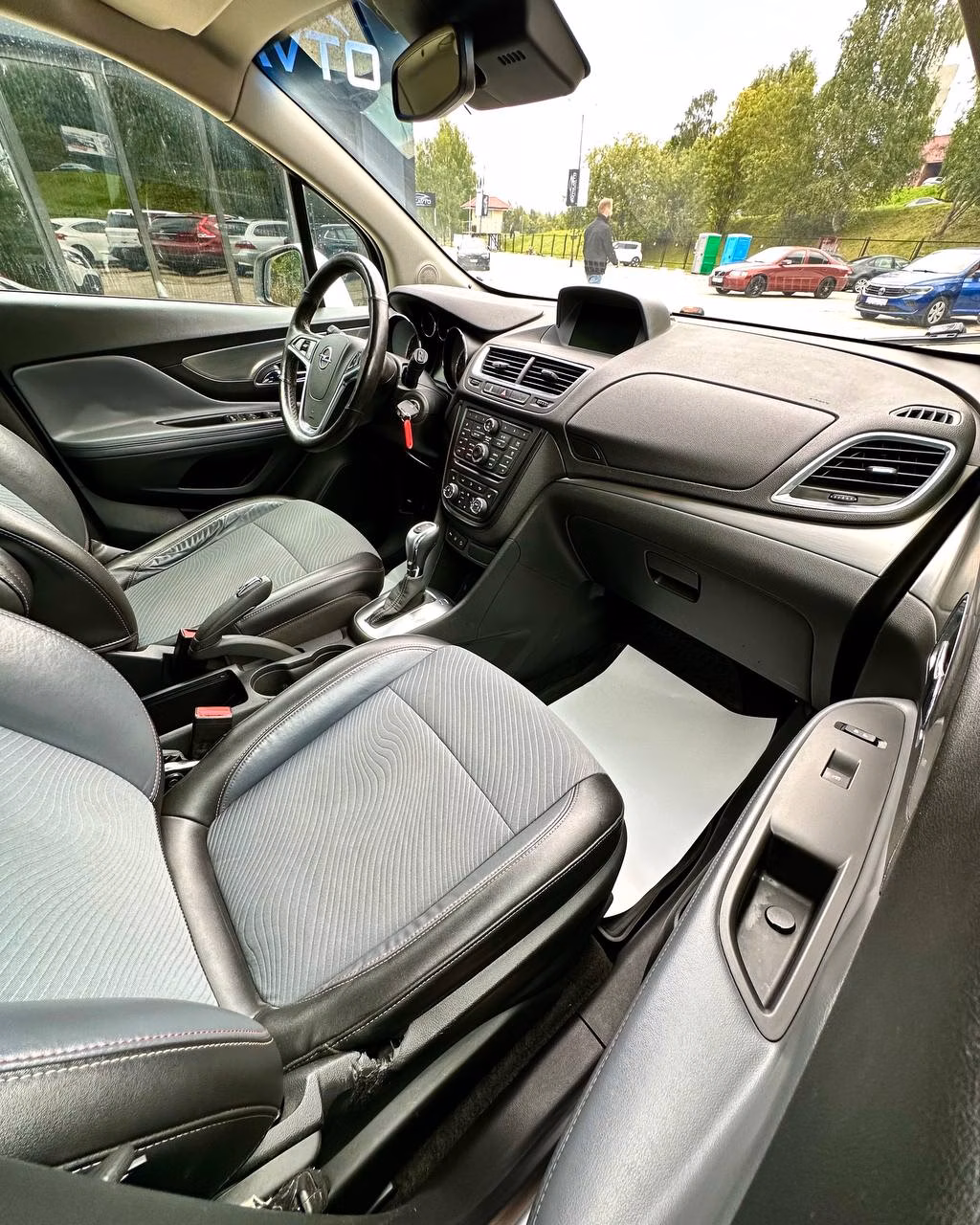 Opel Mokka фото 9