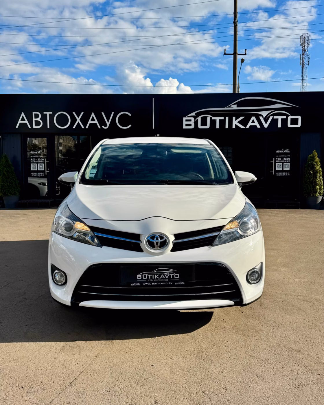 Toyota Verso фото 2
