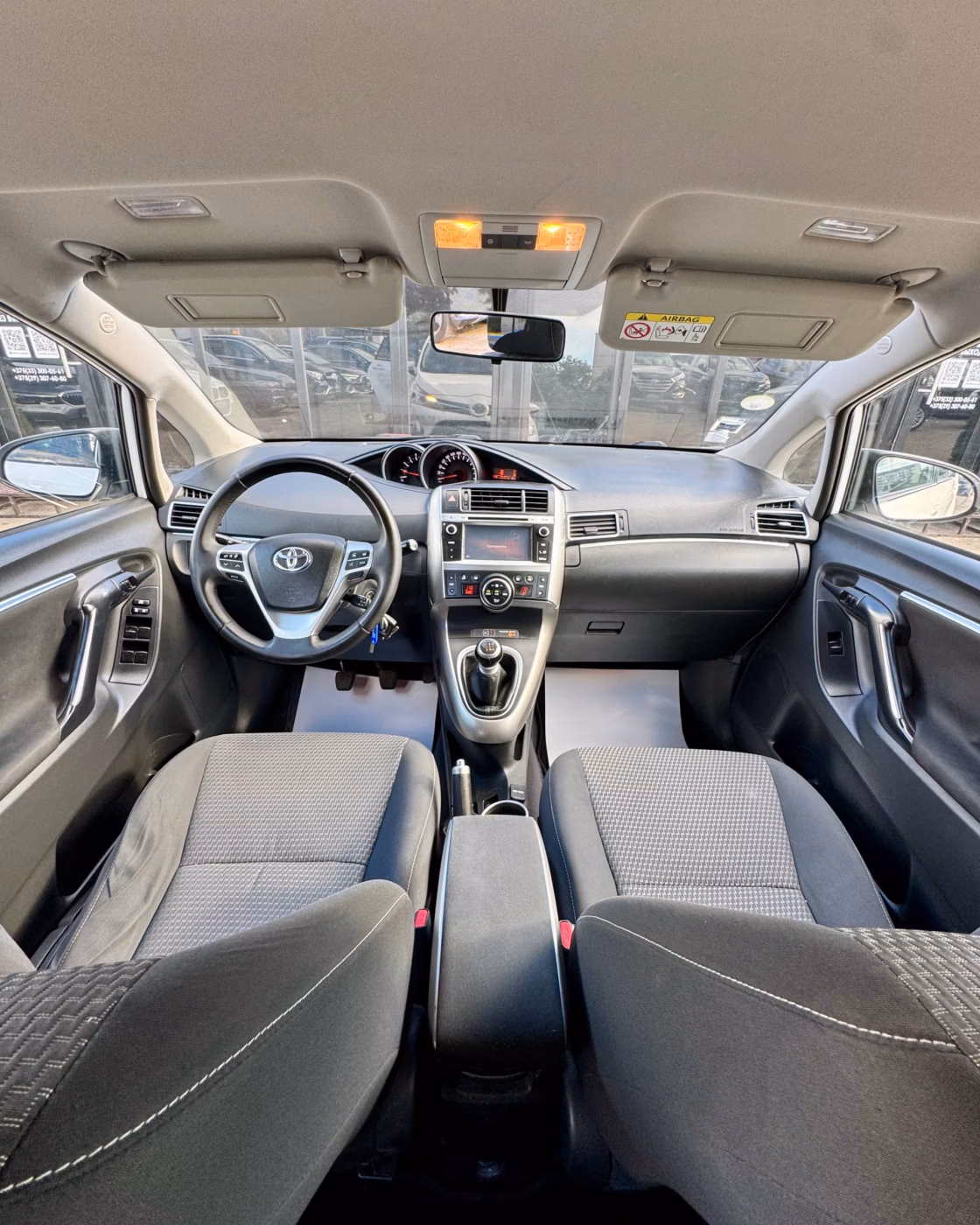 Toyota Verso фото 9