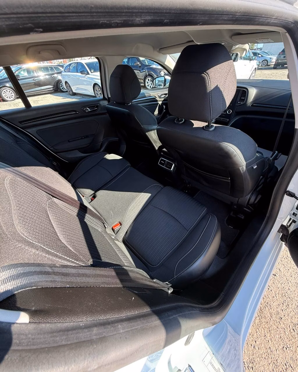 Renault Megane фото 13