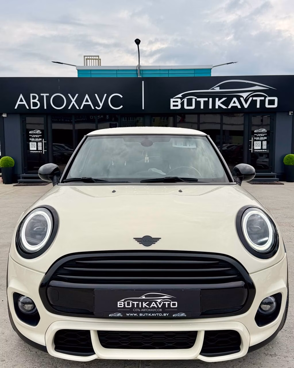 MINI Hatch фото 2