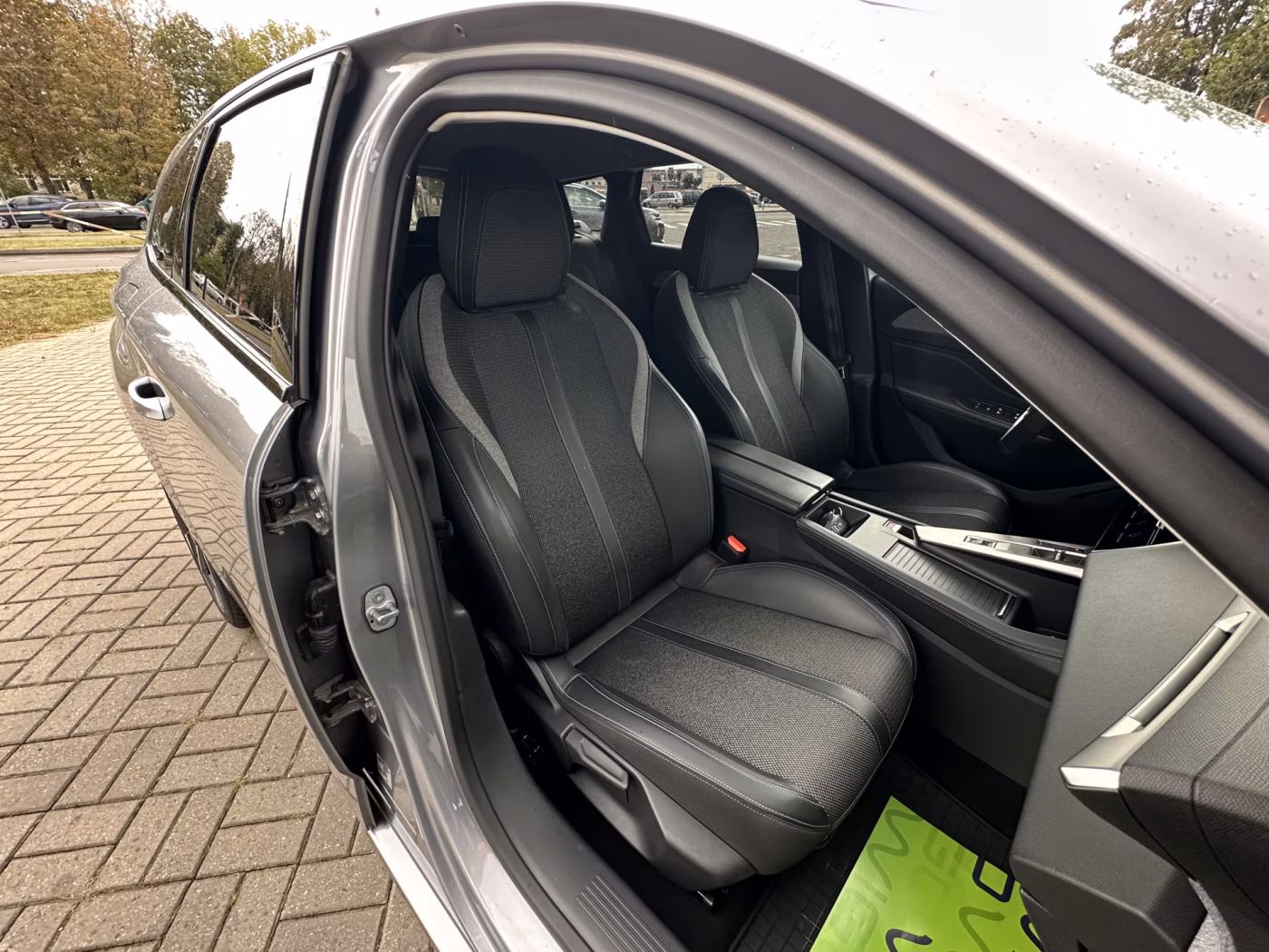 Peugeot 308 фото 13