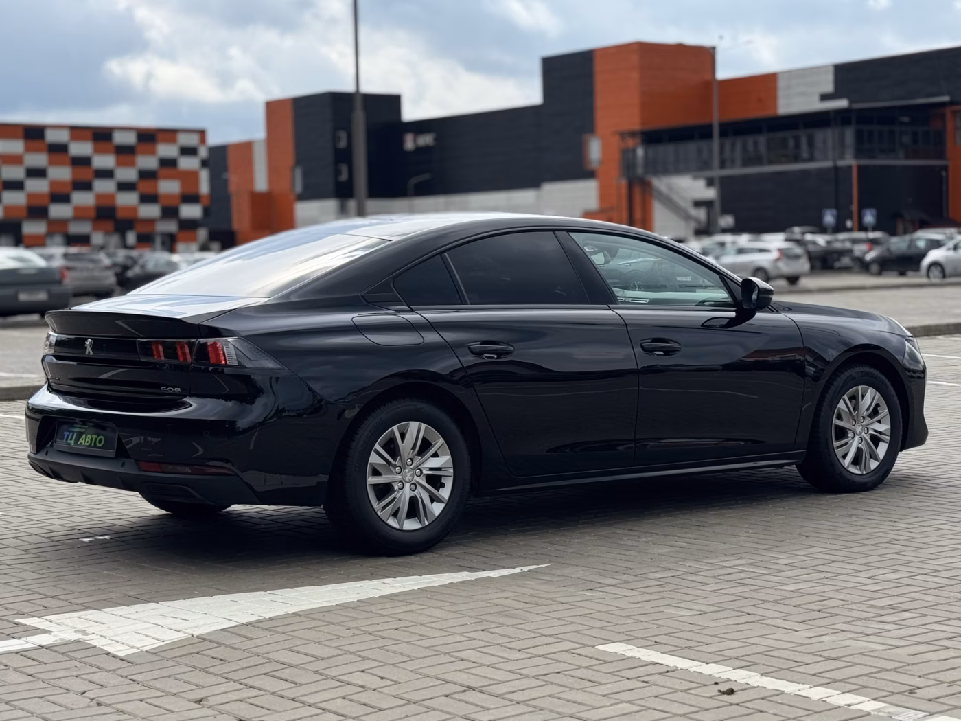 Peugeot 508 фото 10