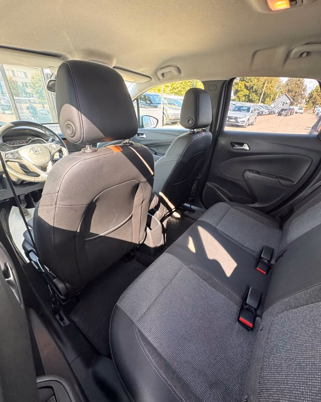 Opel Crossland X фото 11