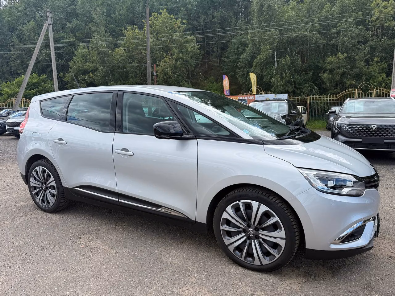 Renault Grand Scenic фото 2