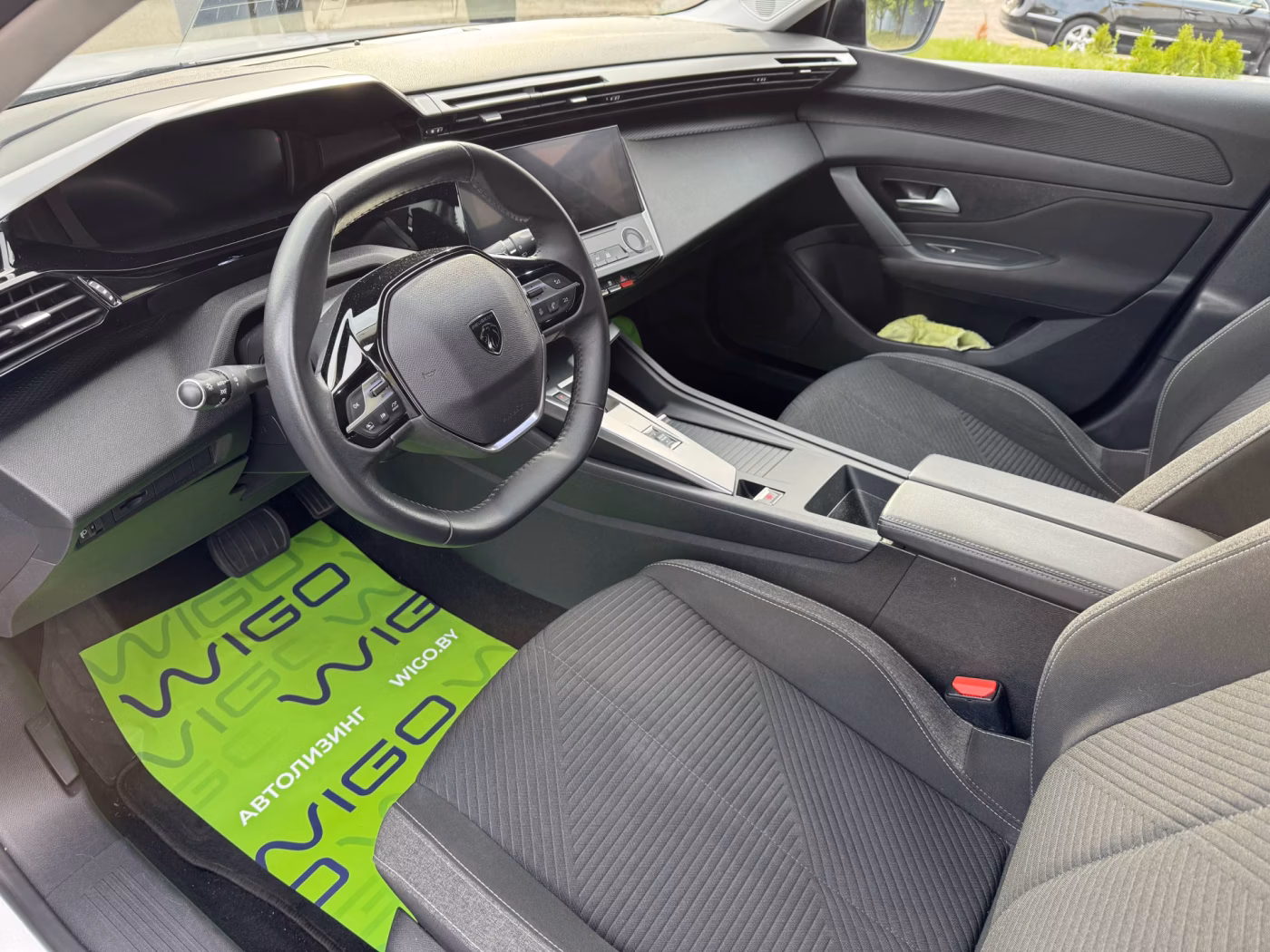 Peugeot 308 фото 10