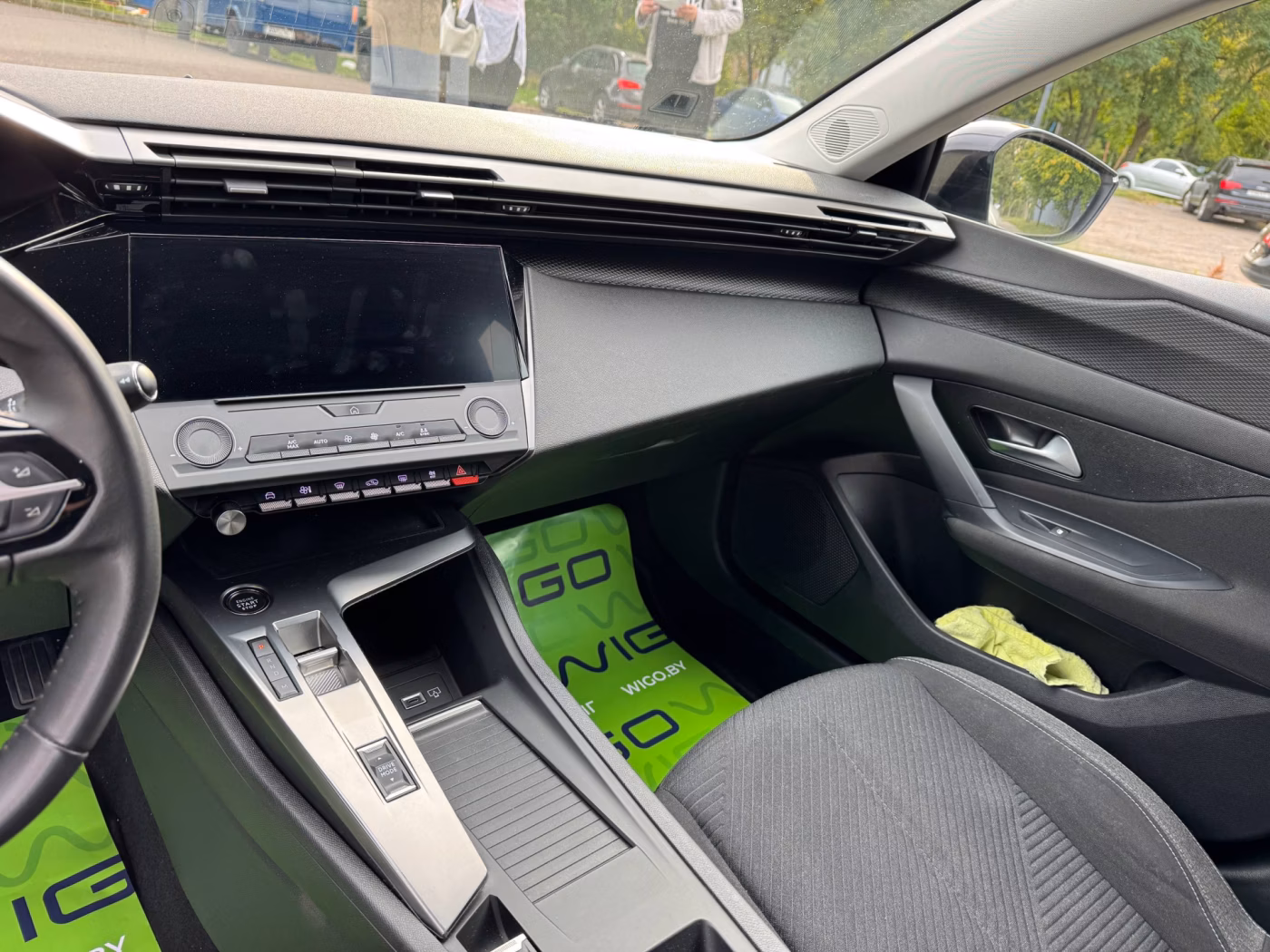 Peugeot 308 фото 11