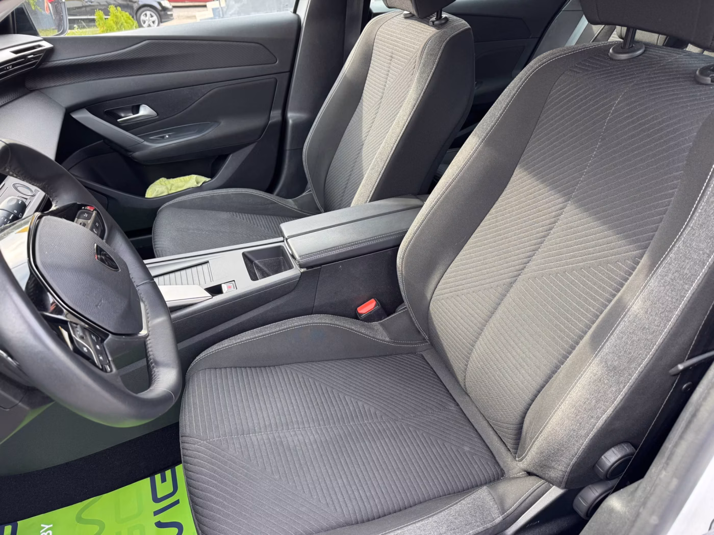 Peugeot 308 фото 12